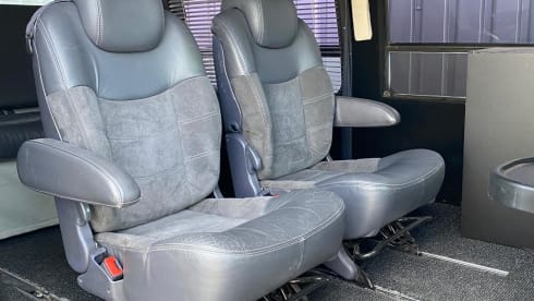 Chevy! – Great Tour Bus (from GTA) for Adventurous Road Trips