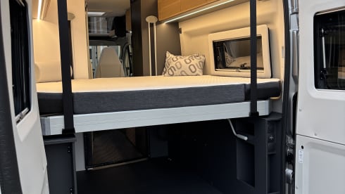 Adria Twin 640 SGX E AUTOMATIC