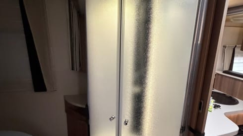 Rami – Ford camper met 5 slaapplaatsen uit 2015