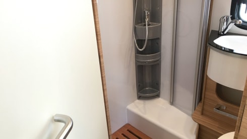 Moby – Detleff Integral (05/2021) with twin beds in the rear