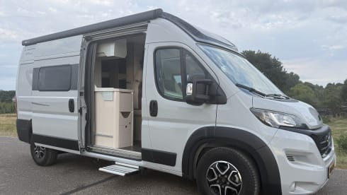 4p Karmann bus from 2024