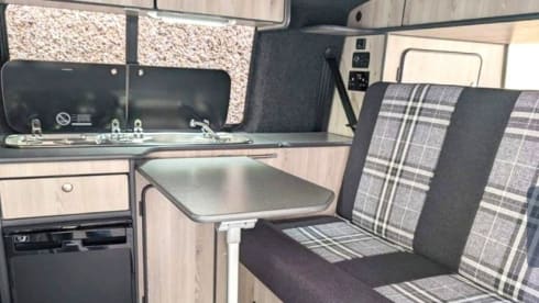 hamish – 2 berth Volkswagen campervan from 2010