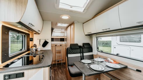 H6 – Fiat Sunlight A70 family 6 berth 2025 model