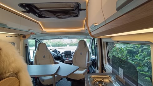 Comfortable Knaus Camper – For a carefree and comfortable road trip!