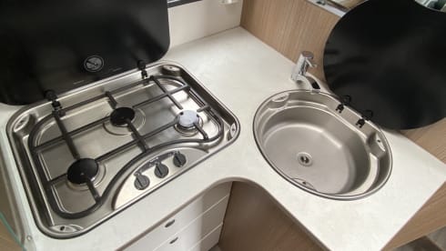 4P Luxury Carado Camper fully equipped