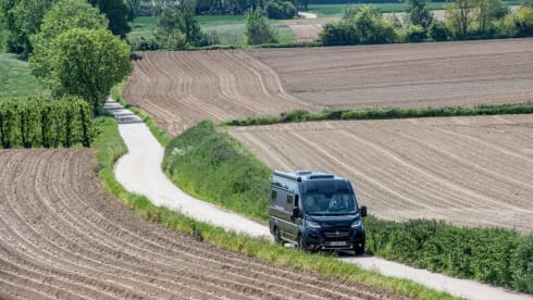 The Black Pearl – Campervan "VANTourer 630L"