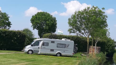 Hymer Gali – Beautiful, well-maintained Hymer camper