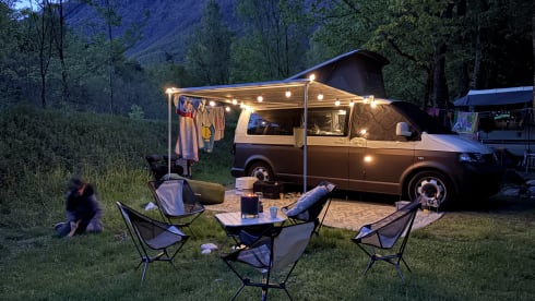 Liebertje – 5p Volkswagen campervan uit 2006