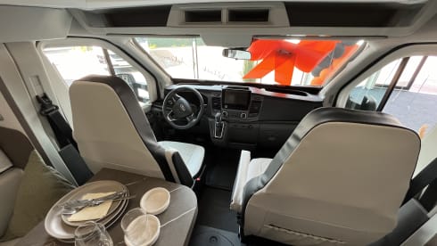 Cocoon 463 – 4p Benimar semi-integrated from 2024
