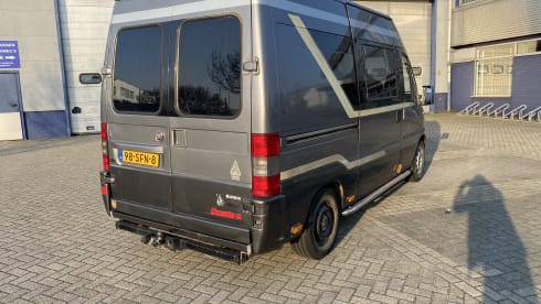 Jollywood  – 2p Fiat Camper Bus