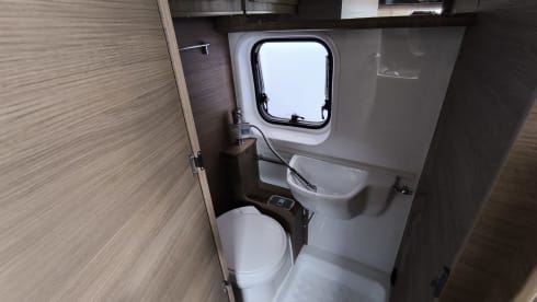 2p Pössl for 2 luxury bus camper e-bike carrier