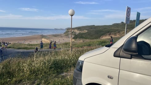 Surfbus Kees  – 4p Volkswagen campervan uit 2012