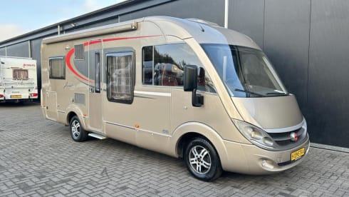 Goldy – 4P Integrale camper, Burstner, gold