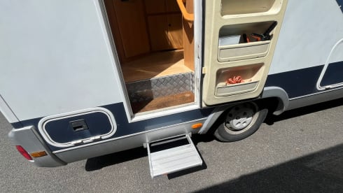 Hobby – 5-sitziger Fiat Alcove aus dem Jahr 2001