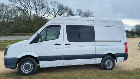 Scarper – 2 berth Volkswagen Crafter campervan from 2014