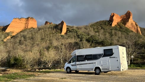 Harald – 2p or 4p Ford Benimar Cocoon 463 Northautokapp from 2023