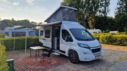 VANTastic – Weinsberg CaraTour 600MQ 2022 | 4 people