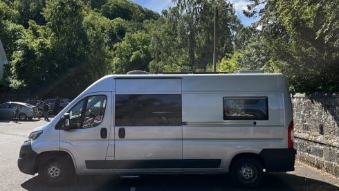 Spud – 2 berth Peugeot Campervan