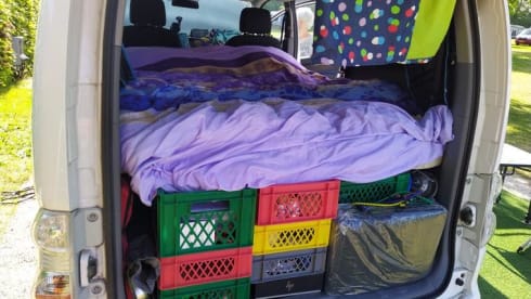 6 Personen E-Wohnmobil Nissan ENV200 Elektrischer kompakter Buscamper