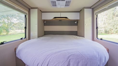 4p Hymer semi-integrated from 2022