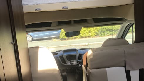 Bella – Great Family 6 berth/6belts Motorhome