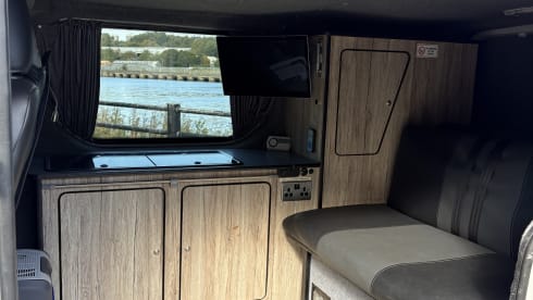 Daisy  – Daisy - 2 Berth Campervan! 