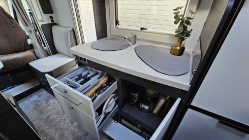 4p Fiat semi-integrated 