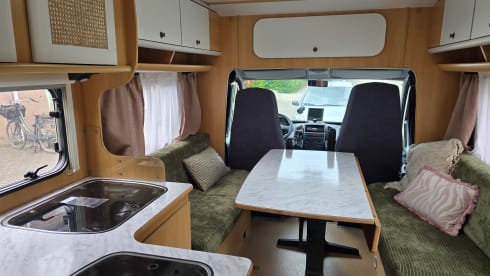 4p Fiat semi-integrated uit 2003