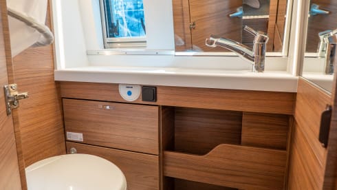 Advisim Campers – 4p Knaus bus from 2025