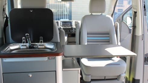 Wonderfully luxurious VW T5 California Beach Automatic