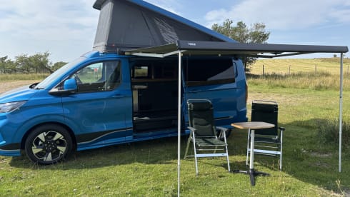 LoraLee – 4 Berth Ford campervan from 2026