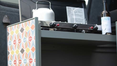 Romper Swamper – Volkswagen campervan met 2 slaapplaatsen uit 2006