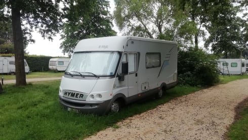 4p Hymer integrated uit 2004