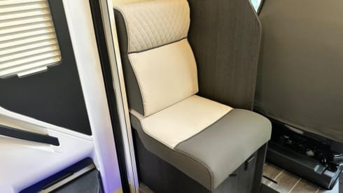 Wee Arria – Brand New 4 Berth Automatic Insurance Inclded