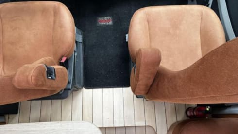 De Camper – Pilote semi-integrated (3 persons)