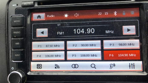 Reddy – VW Transporter MANUAL Pop Top 4 Berth