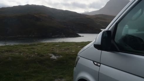 The RAMBLER – 4 berth Volkswagen campervan from 2020