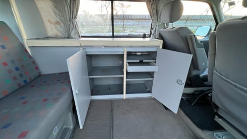 Witje op Wielen – 4p Volkswagen campervan from 1999