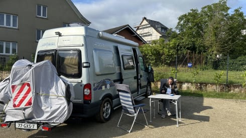 De Master – Robuster 3-Pfünder-Pössl-Bus aus dem Jahr 2008