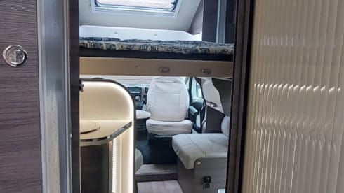 Seba – Parti per un'avventura con la nostra "casa su ruote"! 🚐✨ McLouis Carat 479G
