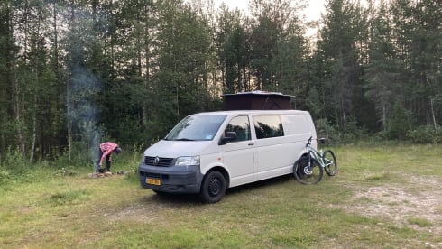 The Lebuski – Adventure camper - back to nature-