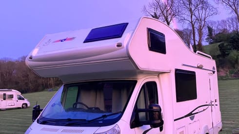 Tony – Your ultimate adventure awaits in our cosy 5-berth motorhome!