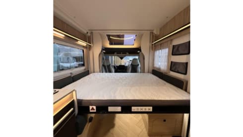 Chausson spacieuse avec boîte automatique, idéale pour les familles