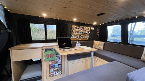 Volkswagen Transporter Campervan 