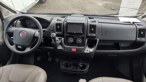 4p Bürstner semi-integrated from 2016