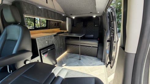 Midnight – Luxury Ford Transit Custom Pop-Top Camper | 4 Berth | Automatic