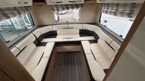 Deloris  – 5 berth Roller Team alcove from 2021