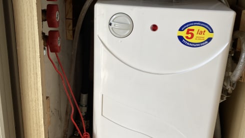 4p Peugeot alcove from 1990