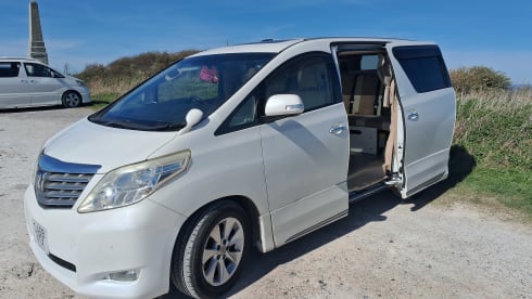 Mabel – Isle of Wight Campervan Hire | Coastal Adventures Made Easy