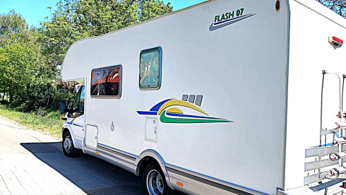 6-seater Ford Chausson (alcove) 2008